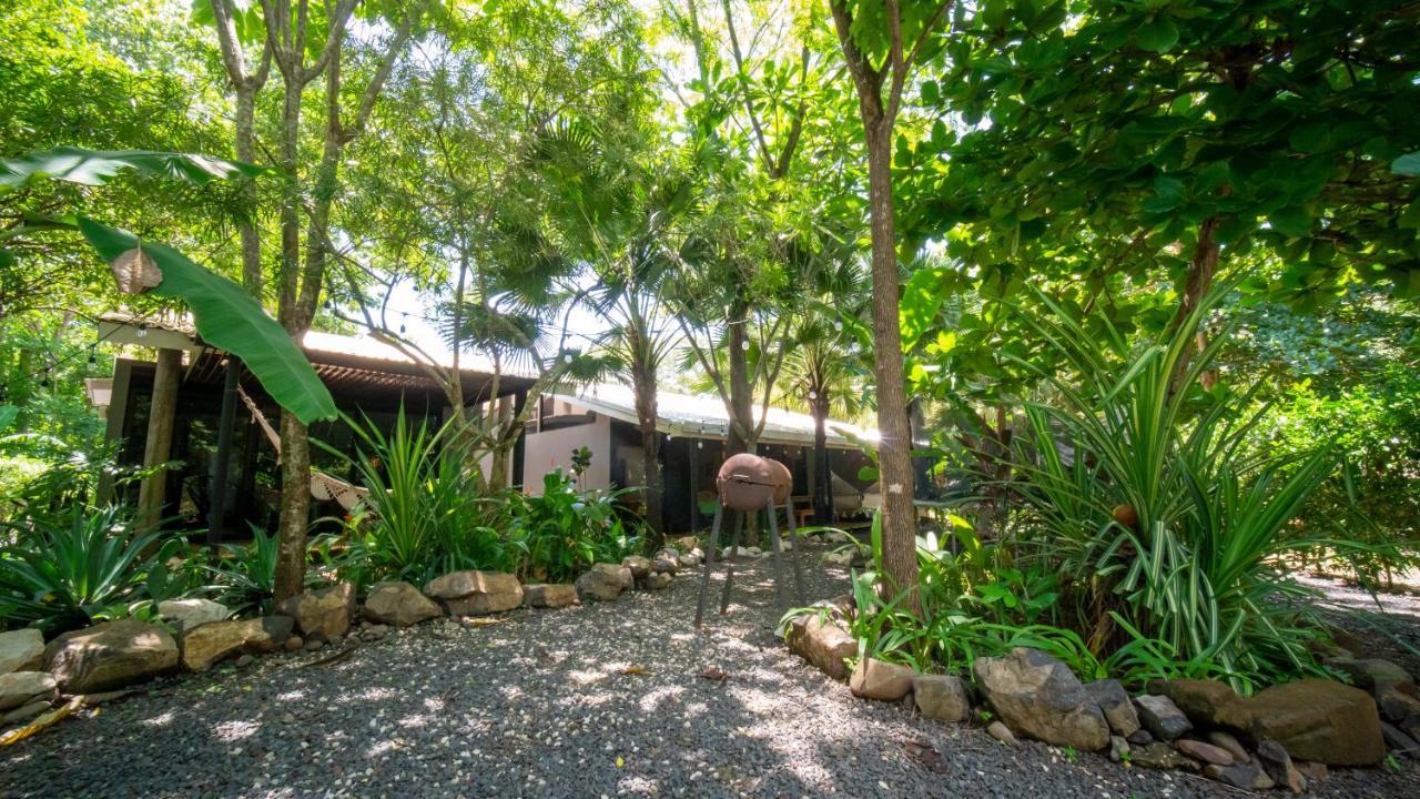 Las Avellanas Villas Tamarindo Exterior photo